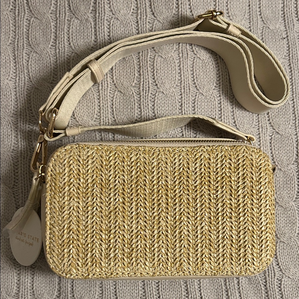 Altar’d State Crossbody - Picture 2 of 4